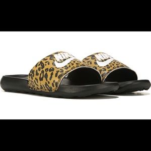 Nike Cheetah Slides